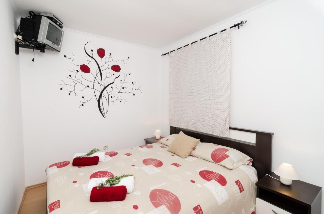 Apartment Giovani スラノ エクステリア 写真